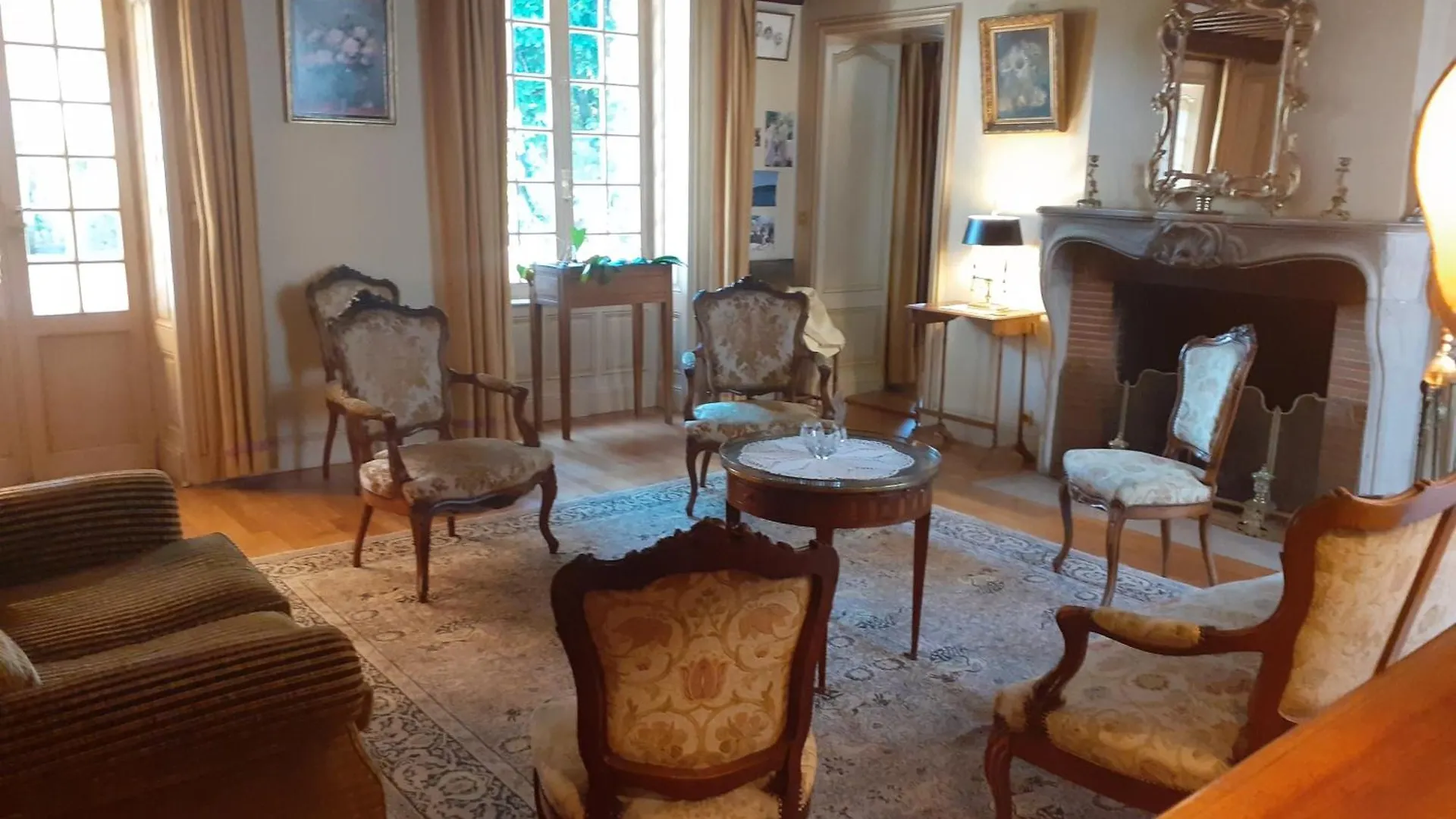 Maison De Charme Charlieu フランス